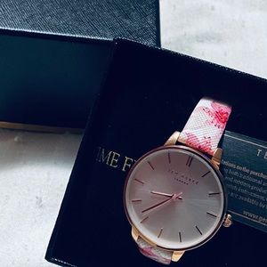 Ted Baker TE50272014 Rose-Gold Tone&Floral Graphic